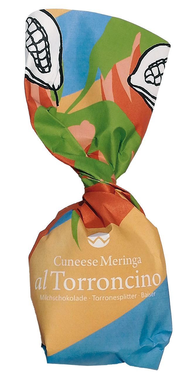 Cuneesi con meringa al torroncino