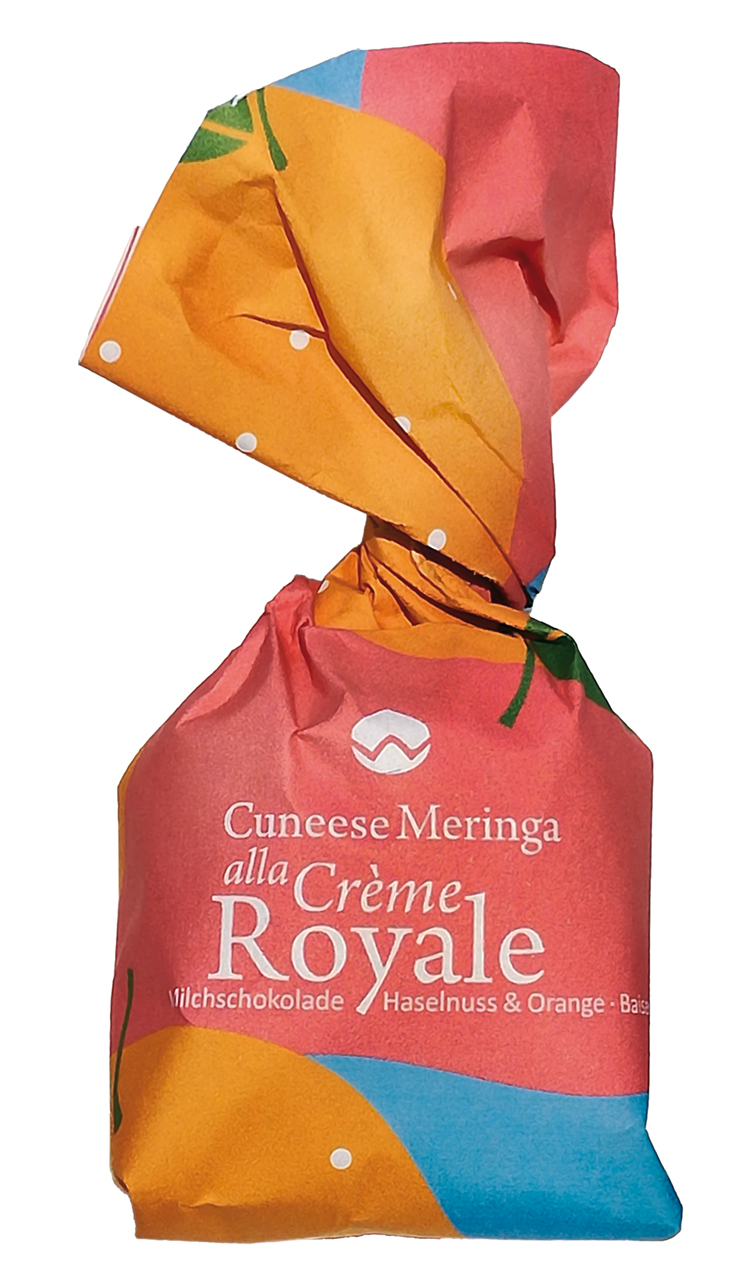 Cuneesi con meringa alla crème royale